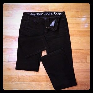 Calvin Klein Jeans Shape